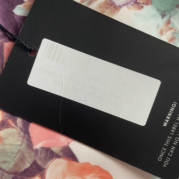 Floral a line skirt - Picture 2 of 2